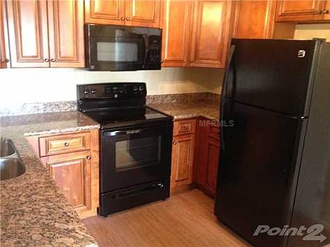 3rd image of 1270 Jeffords St