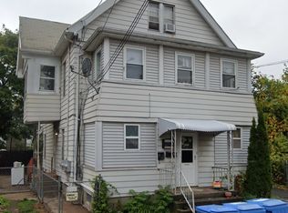 18 Dwight Ct #2, New Britain, CT 06051