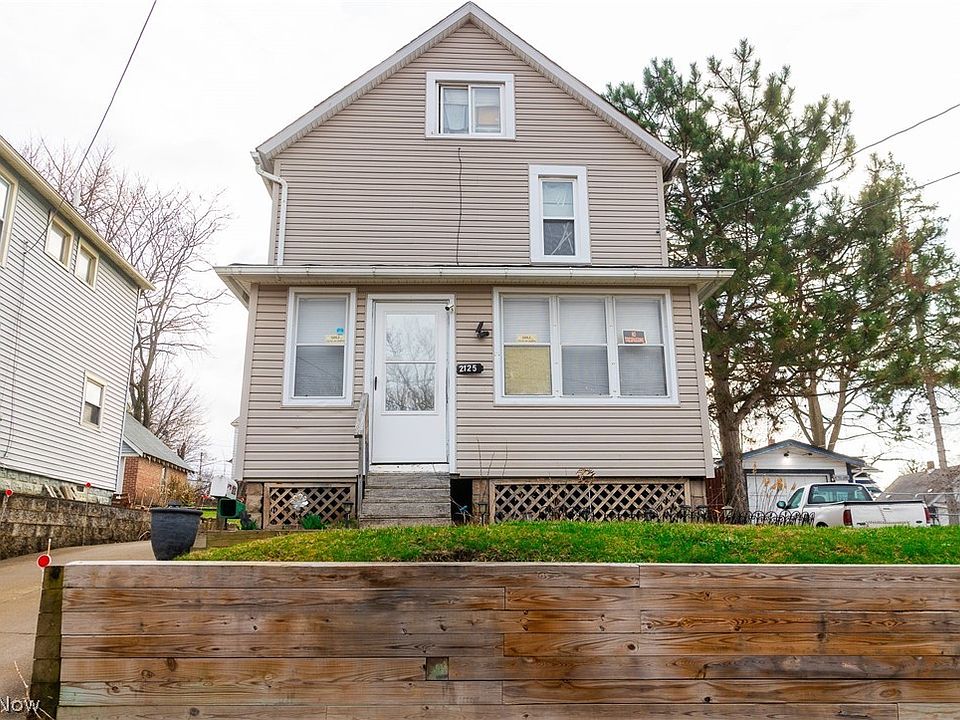 1st image of 2125 10th St SW