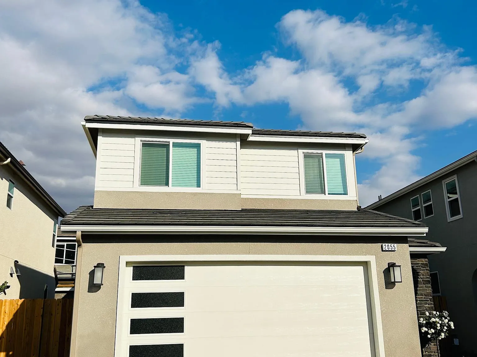 3 bed, 2.5 bath, 1412 sqft, $2,450 — Photo 2