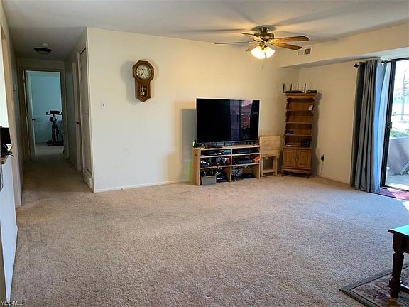 4th image of 9521 Sunrise Blvd Unit J2