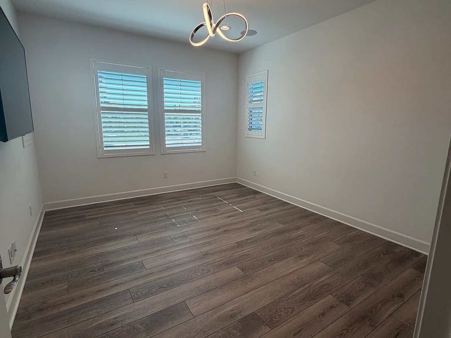4 bed, 3.5 bath, 2815 sqft, $6,995 — Photo 2