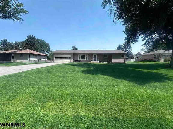3rd image of 2501 Highland Dr
