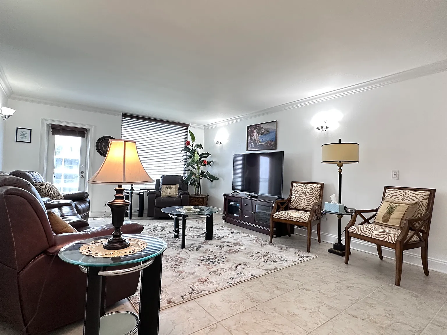 2 bed, 1548 sqft, $8,250 — Photo 4