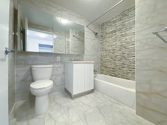 Rented by Kahen Properties | media 26