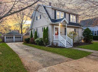 38 Pleasant St, Saugus, MA 01906