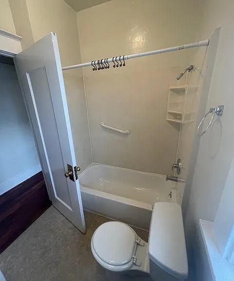 831 Adams St #2 — Photo 10