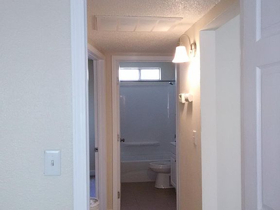 3rd image of 1195 Valencia Ave APT C