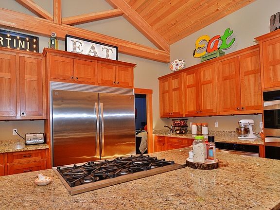 3rd image of 13524 NW Dragonfly Dr
