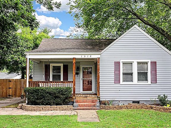 3rd image of 1518 Shelton Ave