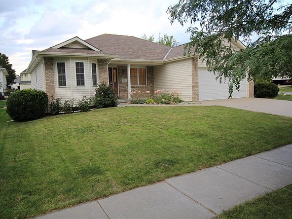 2nd image of 1100 W Harvest Dr