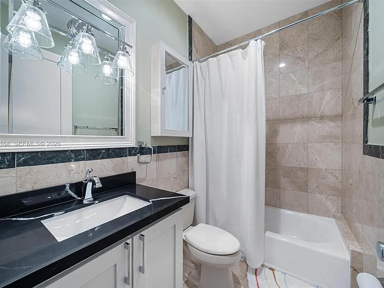 6890 SW 94th St — Photo 62