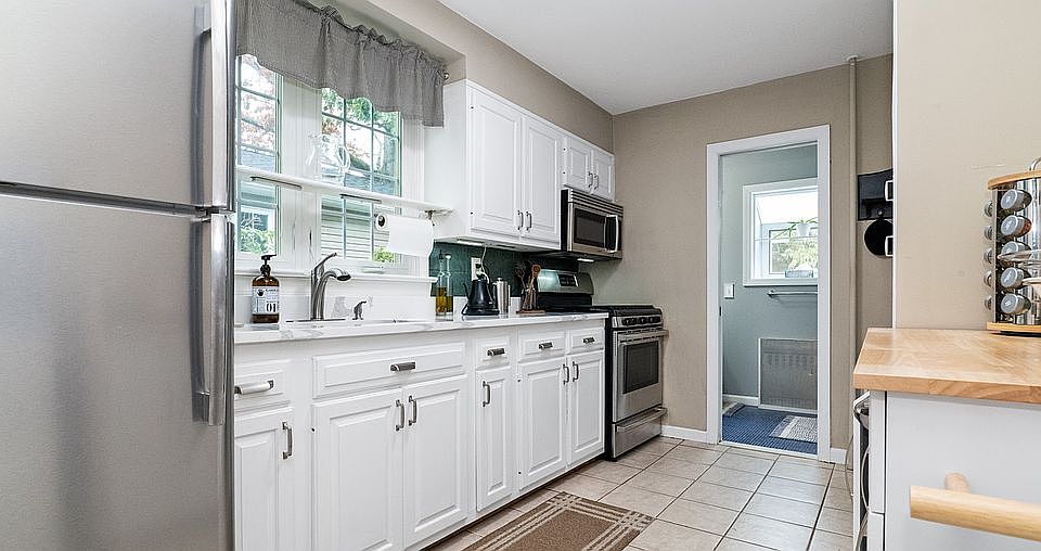 76 Daniel Ave, Rutherford, NJ 07070 | Zillow