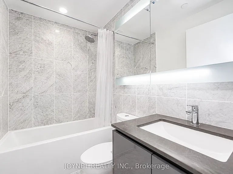 117 McMahon Dr #701 — Photo 24