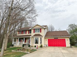 109 Brush Creek Dr, Marshall, IL 62441