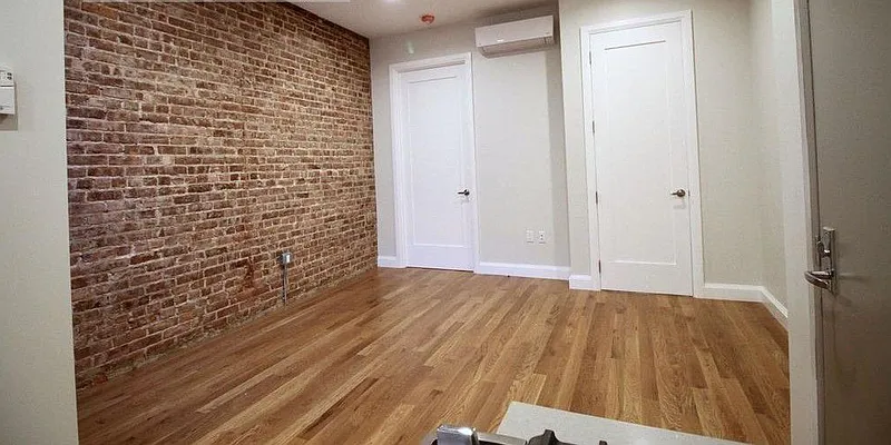 Rented by Voro New York | media 18