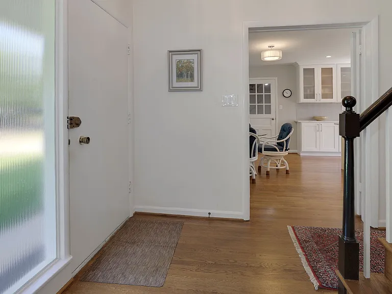 7517 Granada Dr — Photo 4