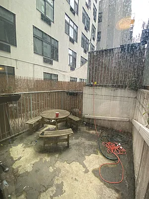 Rented by MySpaceNYC | media 7