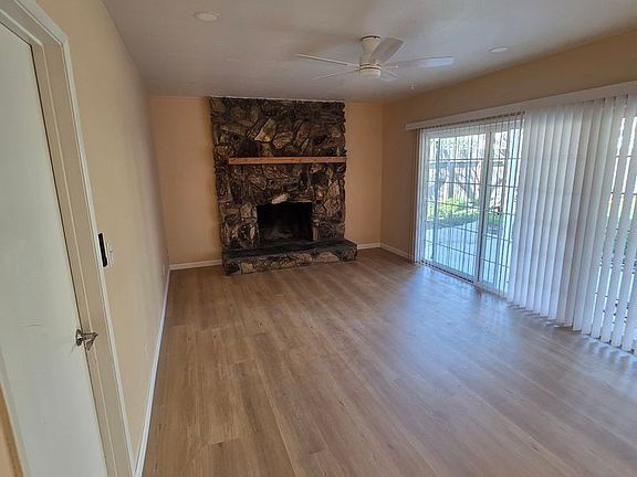 5th image of 1525 Lavender Ln