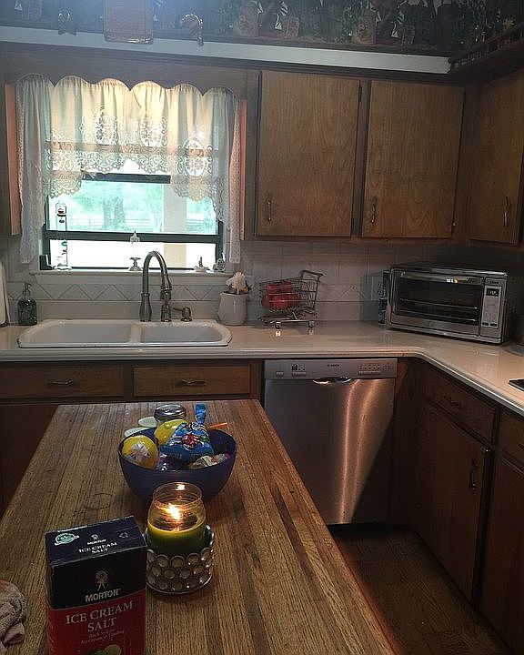 2nd image of 17385 Brown Blankinchip Rd