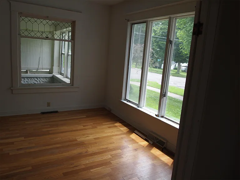 132 Union St — Photo 7