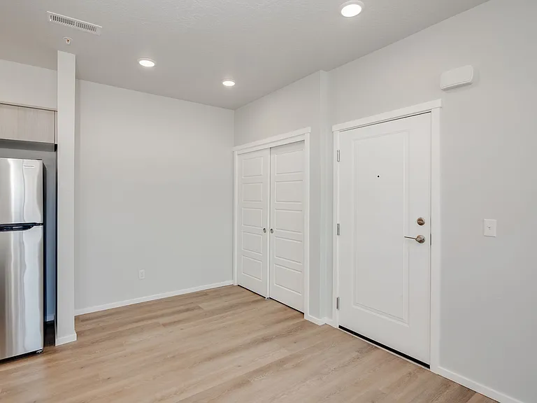3500 W Pine Ave — Photo 10