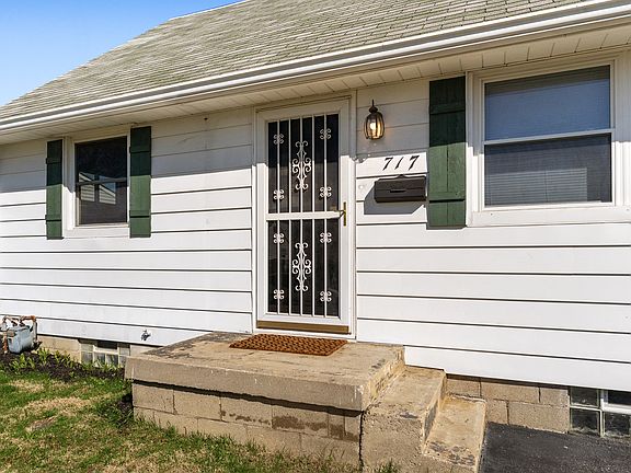 4th image of 717 S Dequincy St