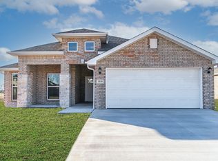 2010 Bogey Ln, Neosho, MO 64850