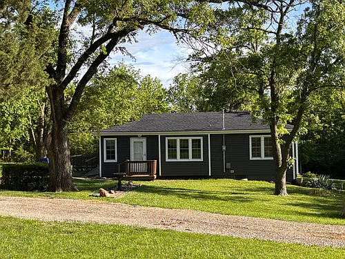 1131 Edwardsville Dr Photo 1