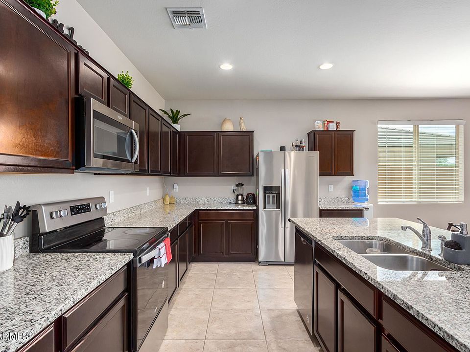 1st image of 1168 E Gabrilla Dr