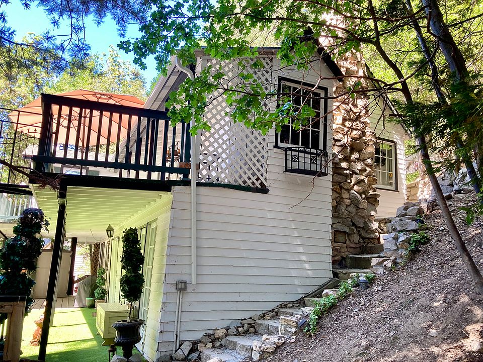 Beautiful 1928 cottage