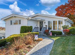 11 Chester Ave, Elmsford, NY 10523