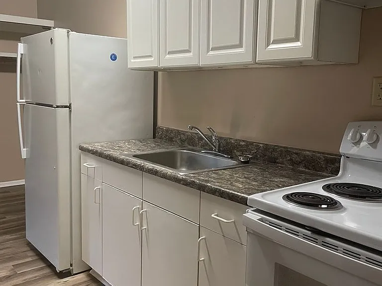 114 Cabanna Ln — Photo 6