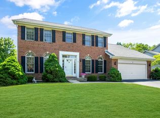 1 Redspire Ct, Bolingbrook, IL 60490