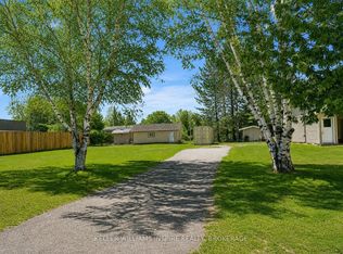 8 Cedar Ct, South River, ON P0A 1X0