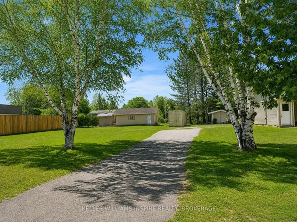 8 Cedar Ct, South River, ON P0A 1X0