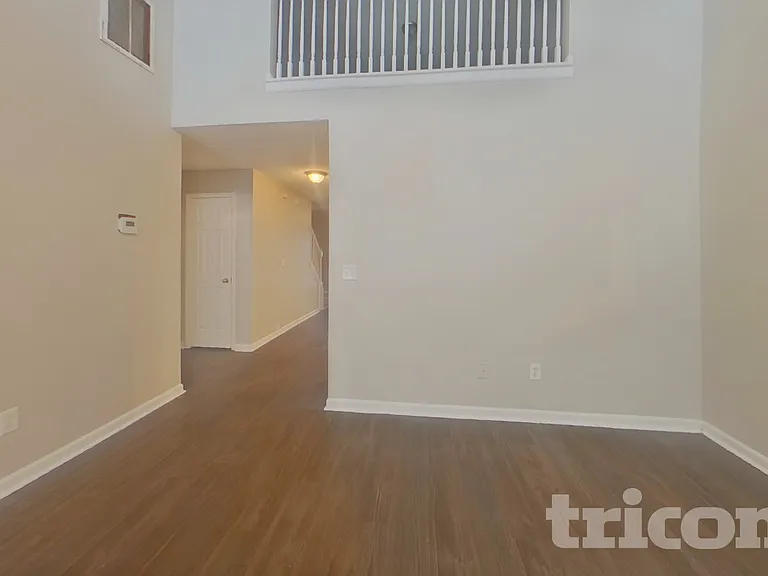 5148 Estonian Dr — Photo 2