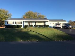 33 Maple St, Walton, NY 13856