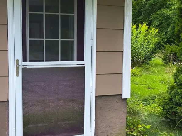 175 Mormon Hollow Rd, Wendell, MA 01379