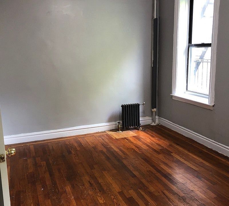 2nd image of 2835 Decatur Ave APT 3F