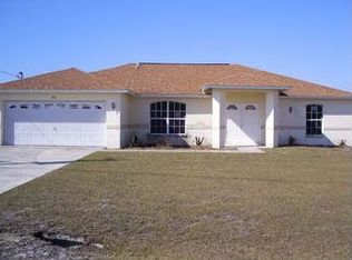 808 Rue Labeau Cir, Fort Myers, FL 33913