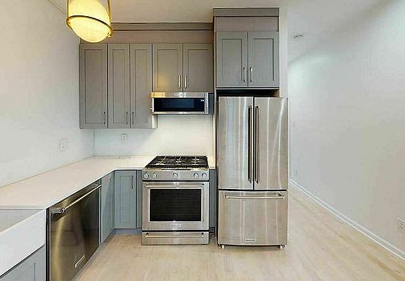 4th image of 882 Nostrand Ave APT 2