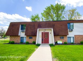 2402 Marquette Rd APT 9, Peru, IL 61354