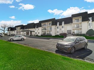 321 Deerpath Dr UNIT 203, Schererville, IN