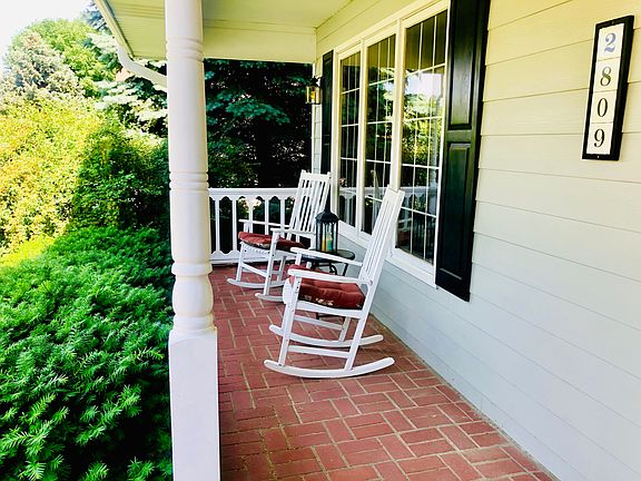 2nd image of 2809 Laredo Dr