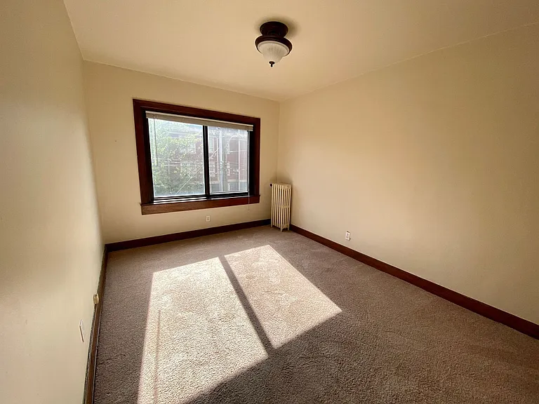 Parkway Apartments — Photo 3