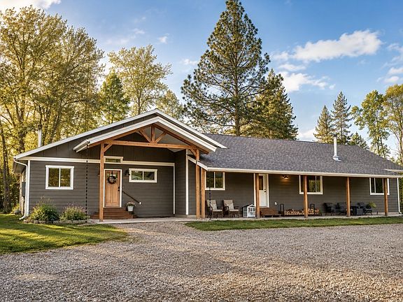 2nd image of 281 Dolphin Way