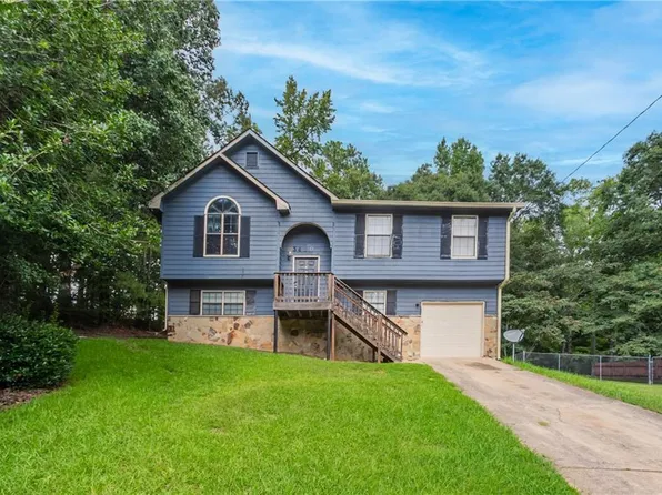 3480 Estate Lake Dr, Fairburn, GA 30213