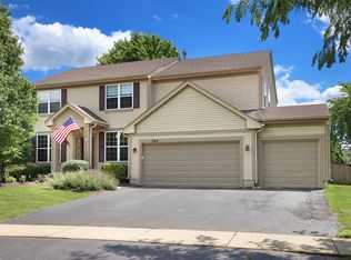 992 Curran Pl, Antioch, IL 60002