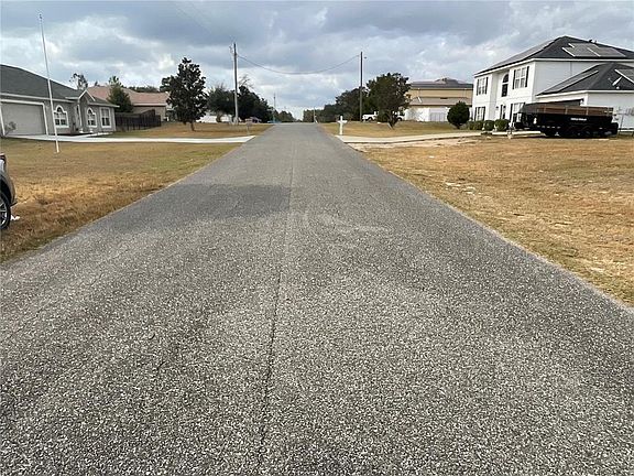 3rd image of SW 110th Ln